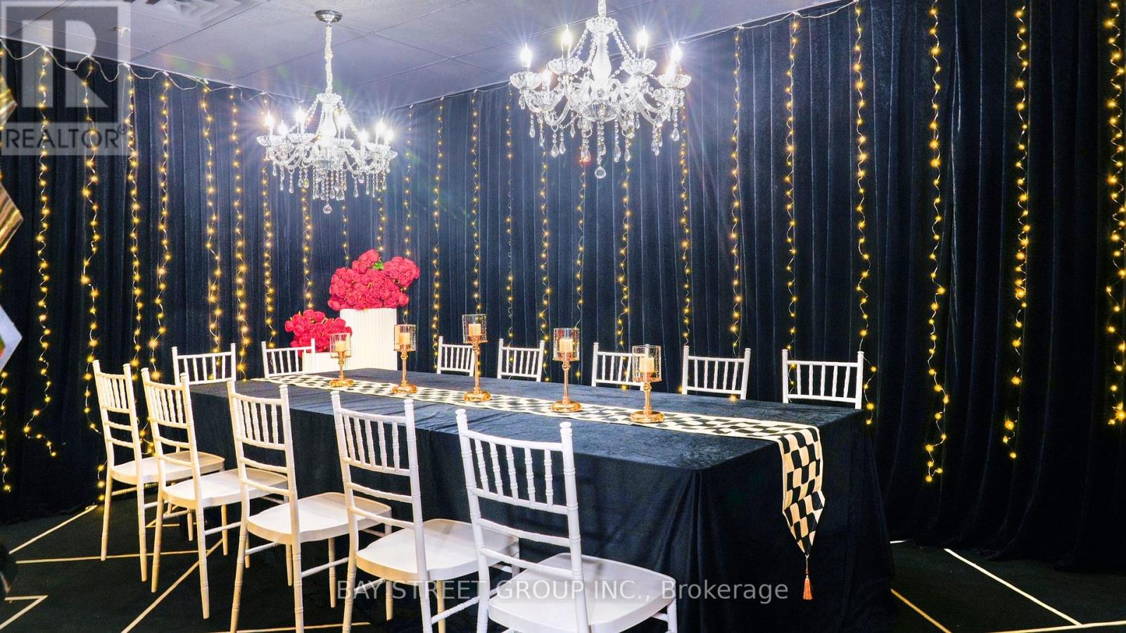 202 - 70 Valleywood Drive, Markham, Ontario  L3R 4T5 - Photo 5 - N12966788