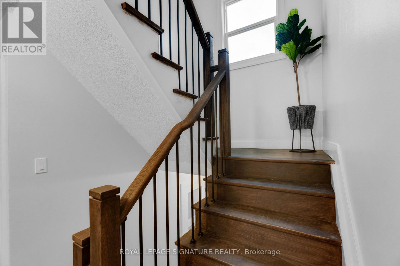 37 Wrendale Crescent, Georgina, Ontario  L4P 4C4 - Photo 21 - N12966790