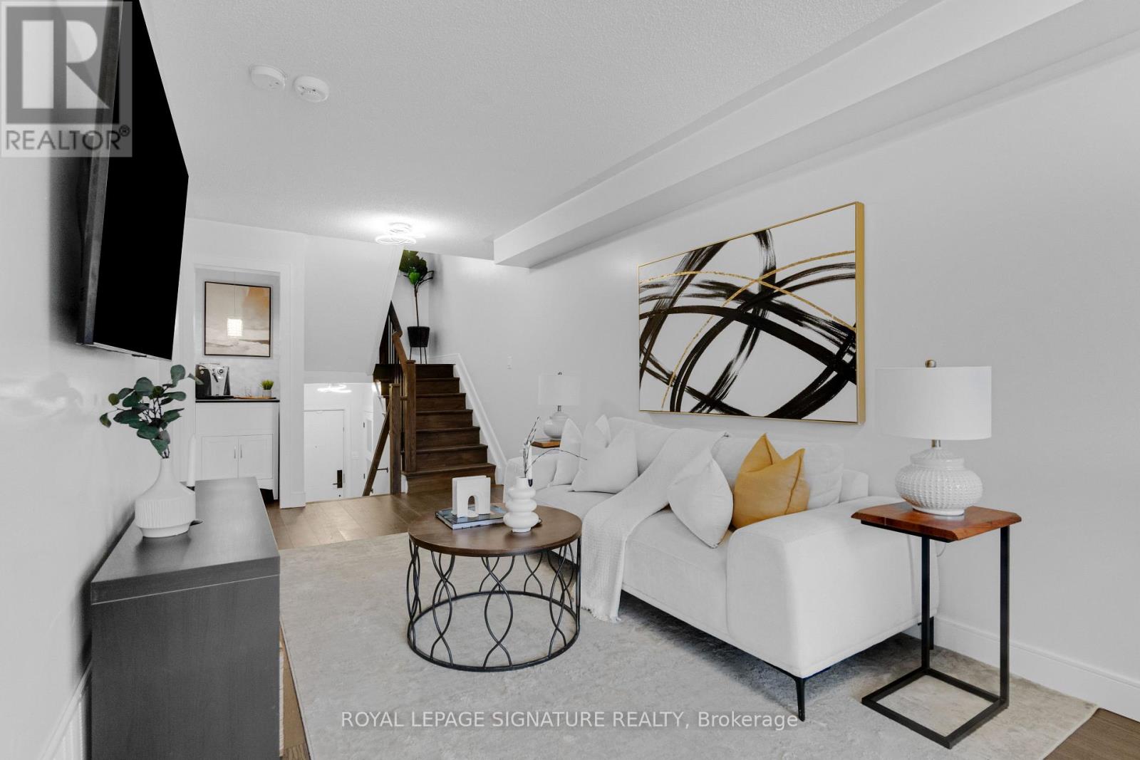 37 Wrendale Crescent, Georgina, Ontario  L4P 4C4 - Photo 8 - N12966790