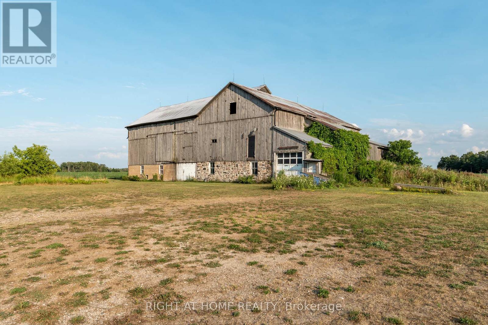 5803 26 Highway, Clearview (Stayner), Ontario  L0M 1S0 - Photo 26 - S12966808
