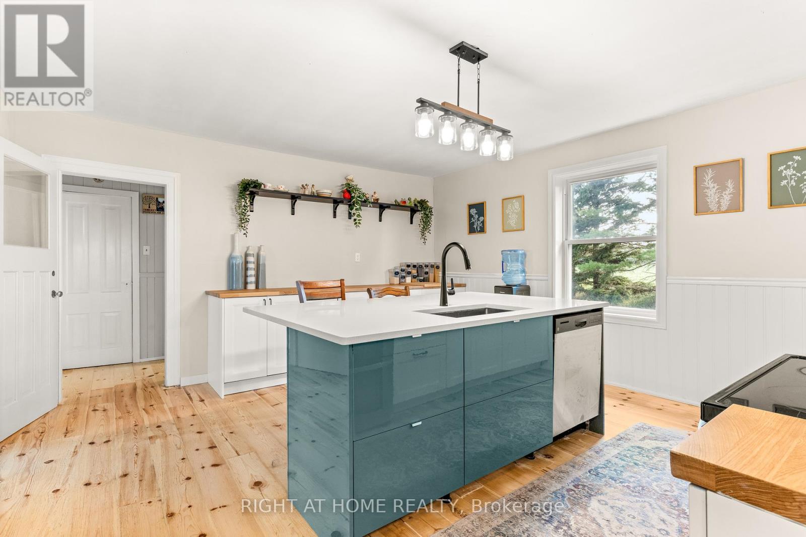 5803 26 Highway, Clearview (Stayner), Ontario  L0M 1S0 - Photo 9 - S12966808