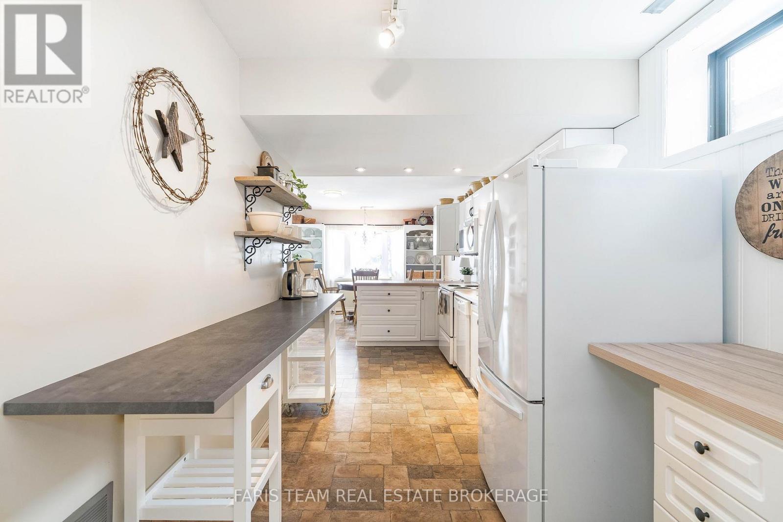 238 Robins Point Road, Tay (Victoria Harbour), Ontario  L0K 2A0 - Photo 32 - S12966870