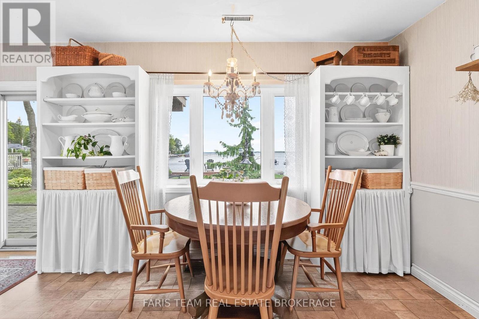 238 Robins Point Road, Tay (Victoria Harbour), Ontario  L0K 2A0 - Photo 35 - S12966870