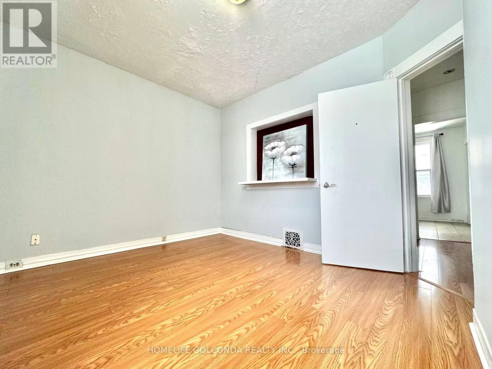 109 Elgin Street, Orillia, Ontario  L3V 1S6 - Photo 10 - S12966876