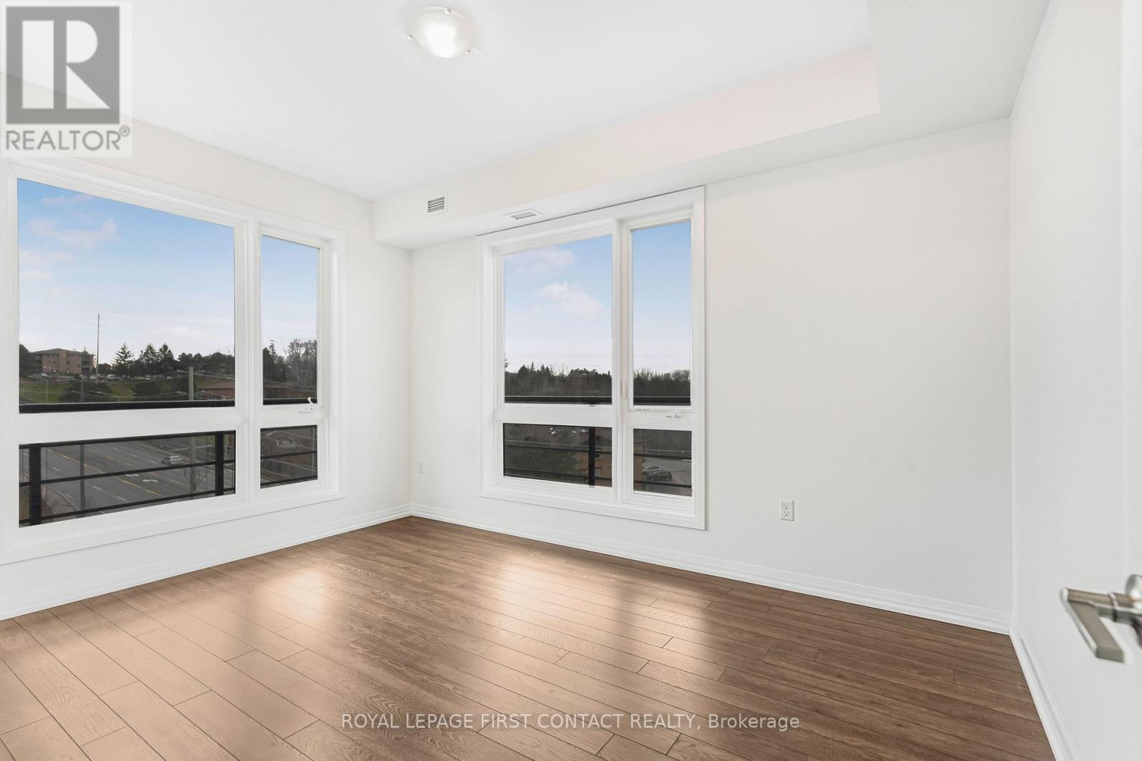 601 - 300 Essa Road, Barrie, Ontario  L9J 0B9 - Photo 6 - S12967000