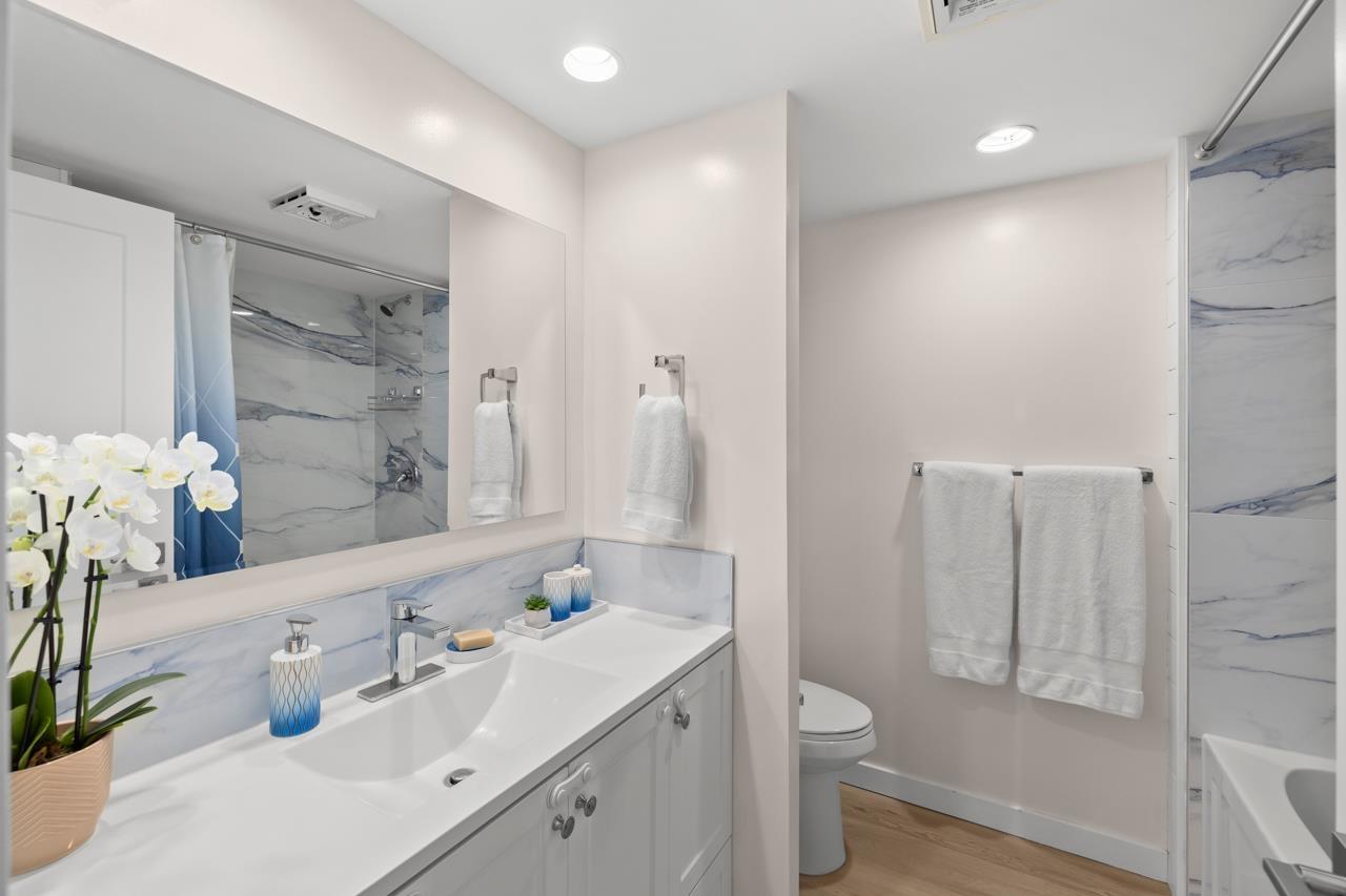 201 1480 Foster Street, White Rock, British Columbia  V4B 3X7 - Photo 23 - R3104453