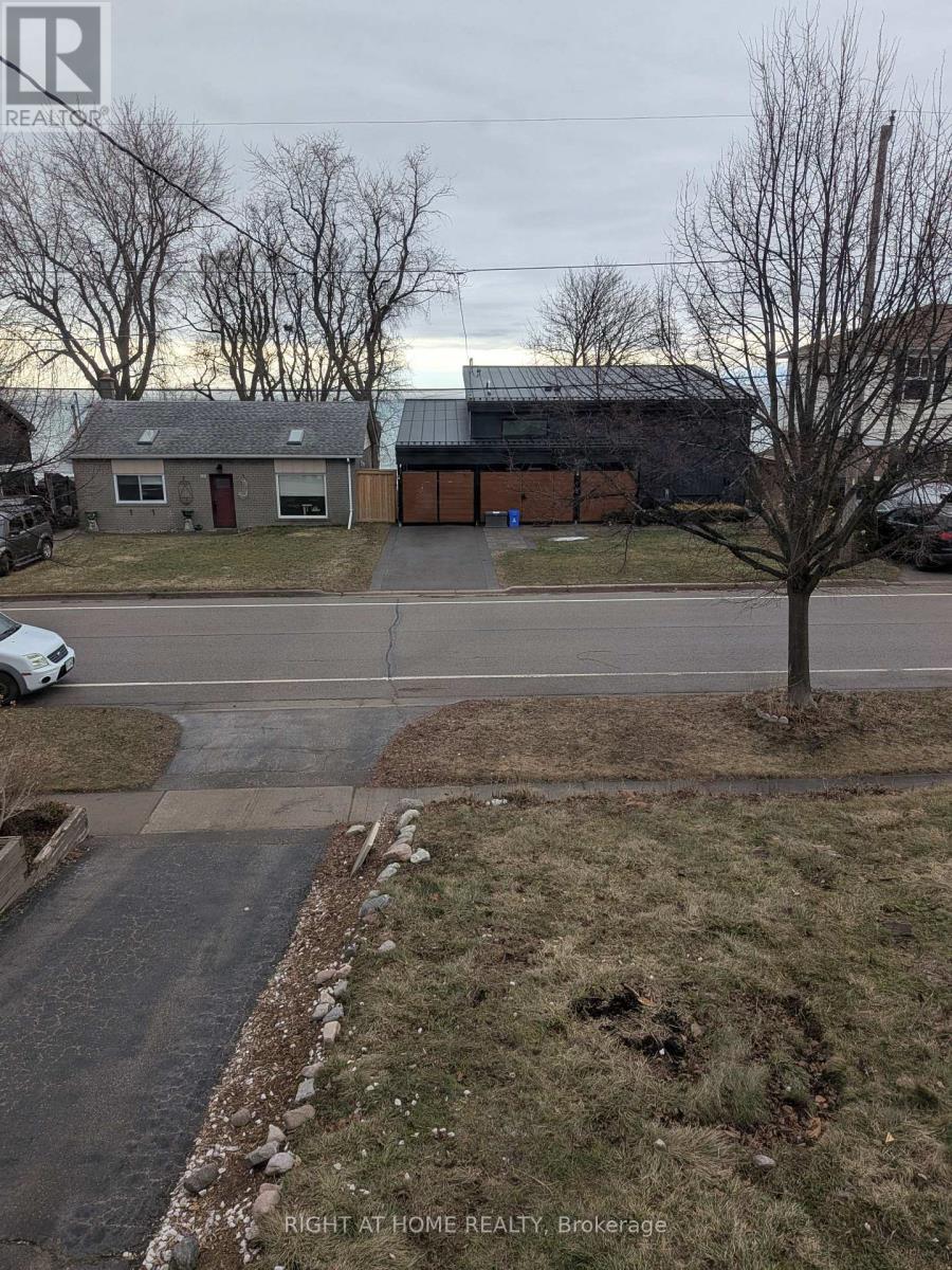 740 Stone Street, Oshawa, Ontario  L1J 1A6 - Photo 3 - E12889776