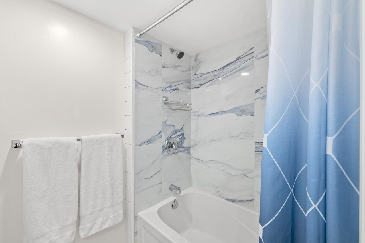 201 1480 Foster Street, White Rock, British Columbia  V4B 3X7 - Photo 24 - R3104453