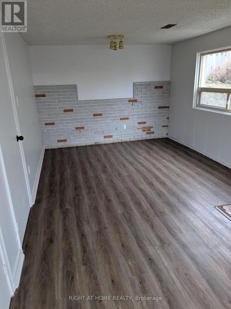 740 Stone Street, Oshawa, Ontario  L1J 1A6 - Photo 6 - E12889776