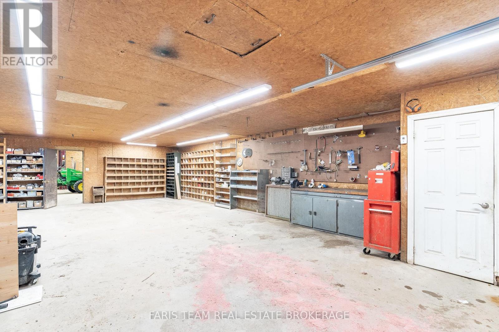 5565 5th Line, New Tecumseth, Ontario  L0G 1W0 - Photo 31 - N12906182