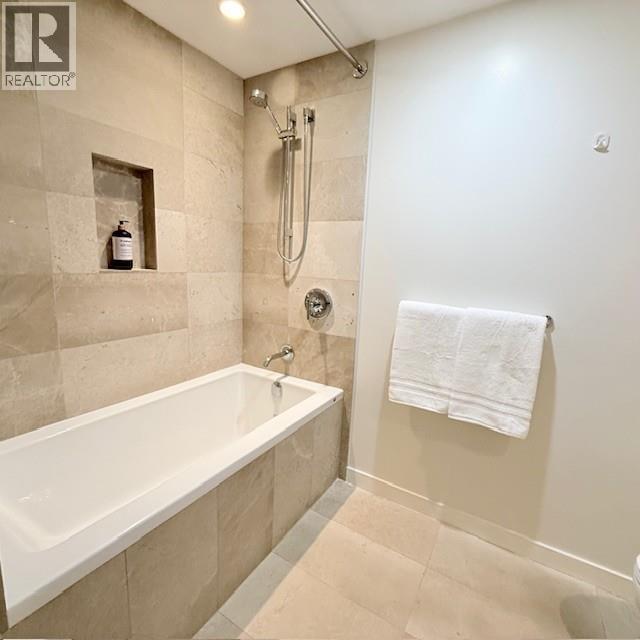 1401 112 E 13th Street, North Vancouver, British Columbia  V7L 0E4 - Photo 10 - R3107535