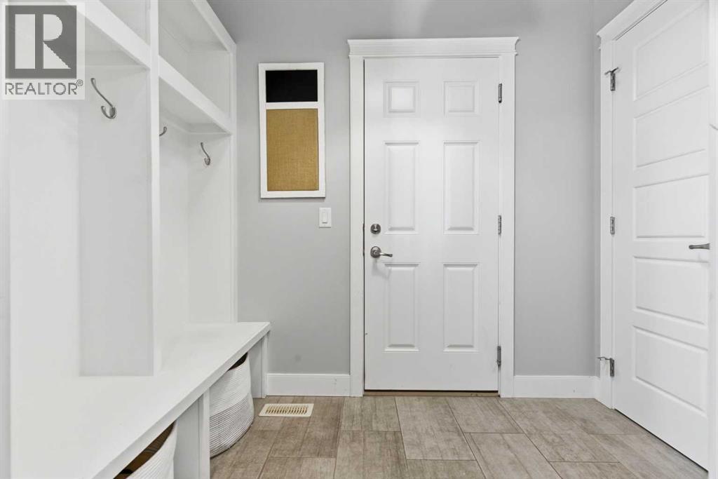 43 Mist Mountain Rise, Okotoks, Alberta  T1S 5P4 - Photo 20 - A2298720