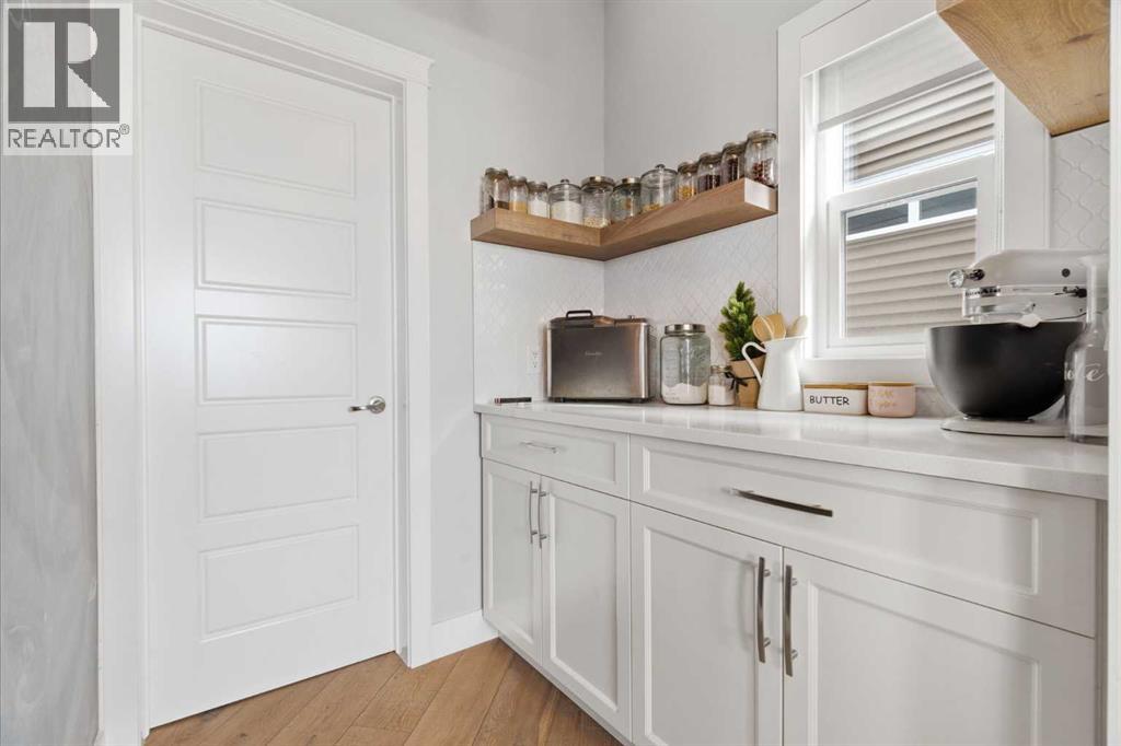 43 Mist Mountain Rise, Okotoks, Alberta  T1S 5P4 - Photo 19 - A2298720