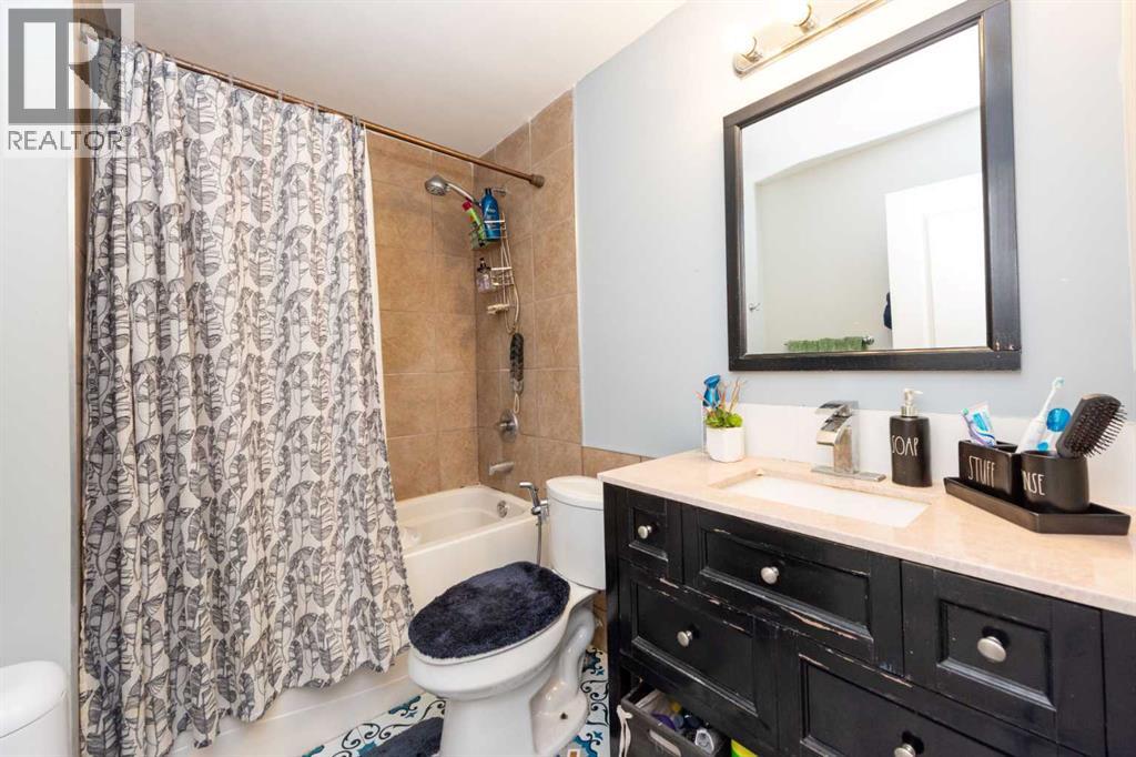 192 Cove Rise Rise, Chestermere, Alberta  T1X 1S7 - Photo 36 - A2299100