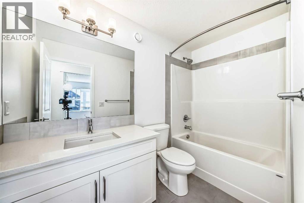 64 Masters Row Se, Calgary, Alberta  T3M 2R6 - Photo 22 - A2299378