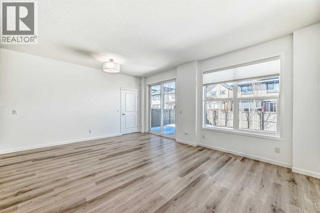 64 Masters Row Se, Calgary, Alberta  T3M 2R6 - Photo 11 - A2299378