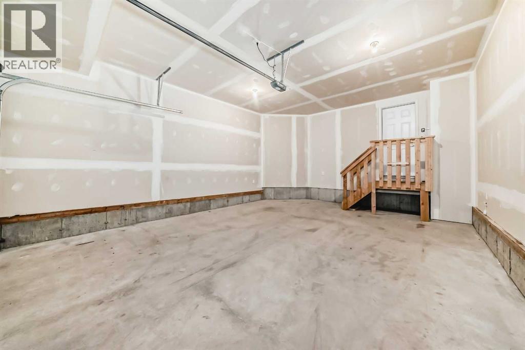 64 Masters Row Se, Calgary, Alberta  T3M 2R6 - Photo 25 - A2299378