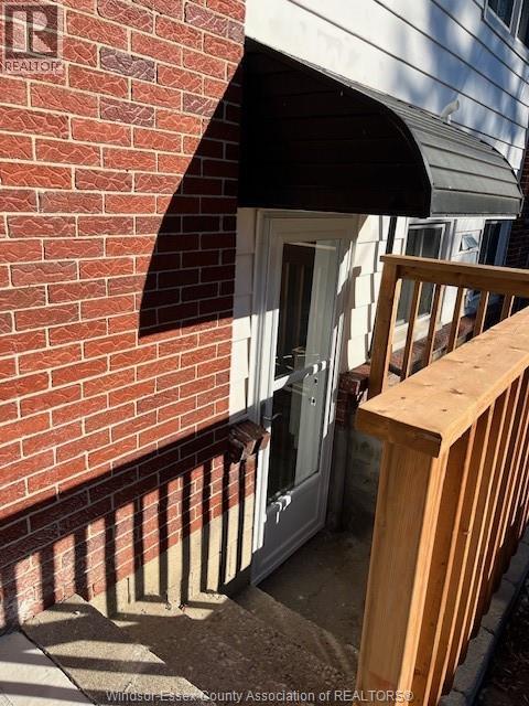 3401 Roxborough Unit# Lower, Windsor, Ontario  N9E 2Z9 - Photo 2 - 26007308