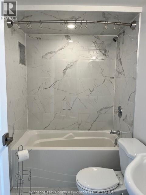 3401 Roxborough Unit# Lower, Windsor, Ontario  N9E 2Z9 - Photo 9 - 26007308