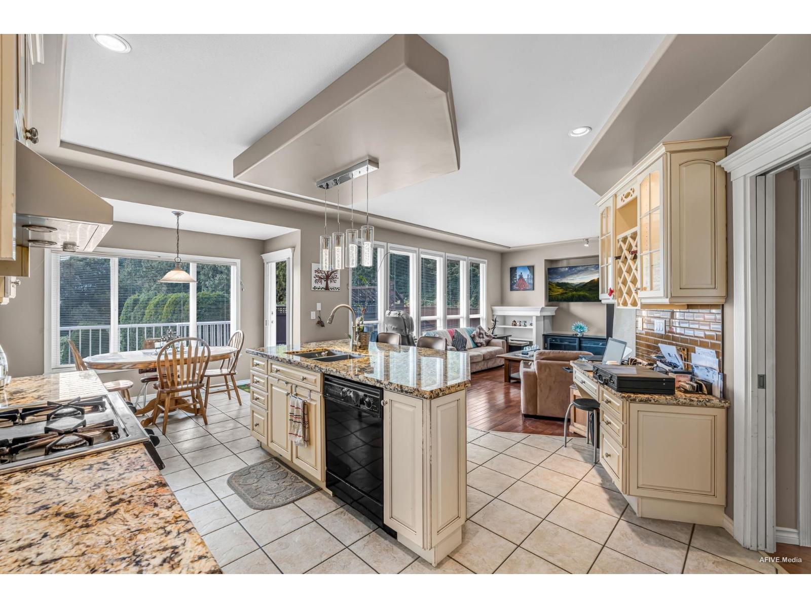 5737 169a Street, Surrey, British Columbia  V3S 8P3 - Photo 13 - R3107652