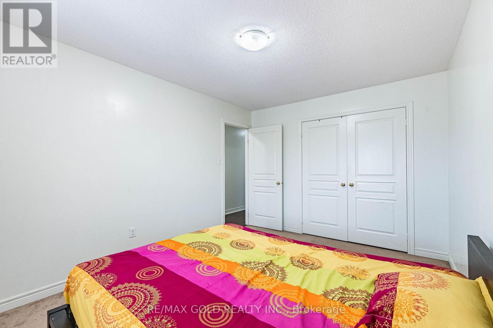 49 Baby Pointe Trail, Brampton, Ontario  L7A 0W3 - Photo 34 - W12966694