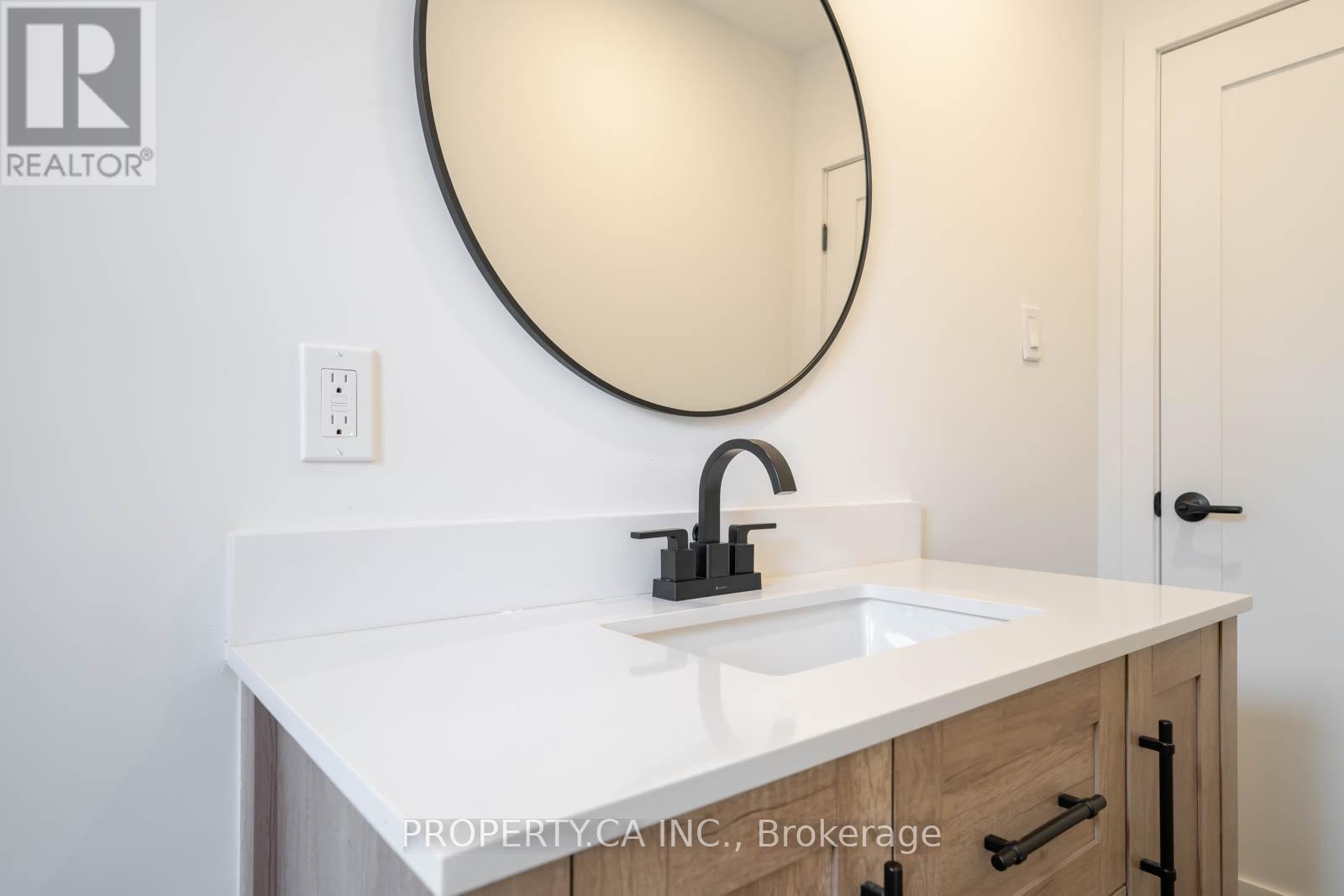 46 Mcmurchy Avenue N, Brampton, Ontario  L6X 1Y1 - Photo 14 - W12966718