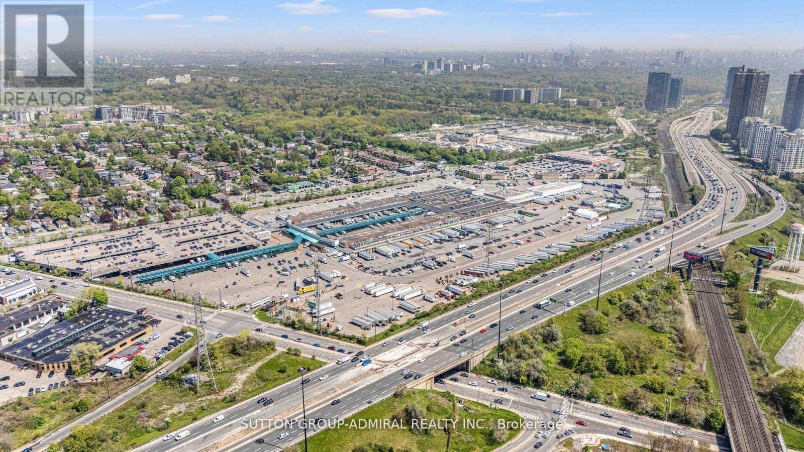 2513 - 155 Legion Road N, Toronto, Ontario  M8Y 0A7 - Photo 29 - W12966730