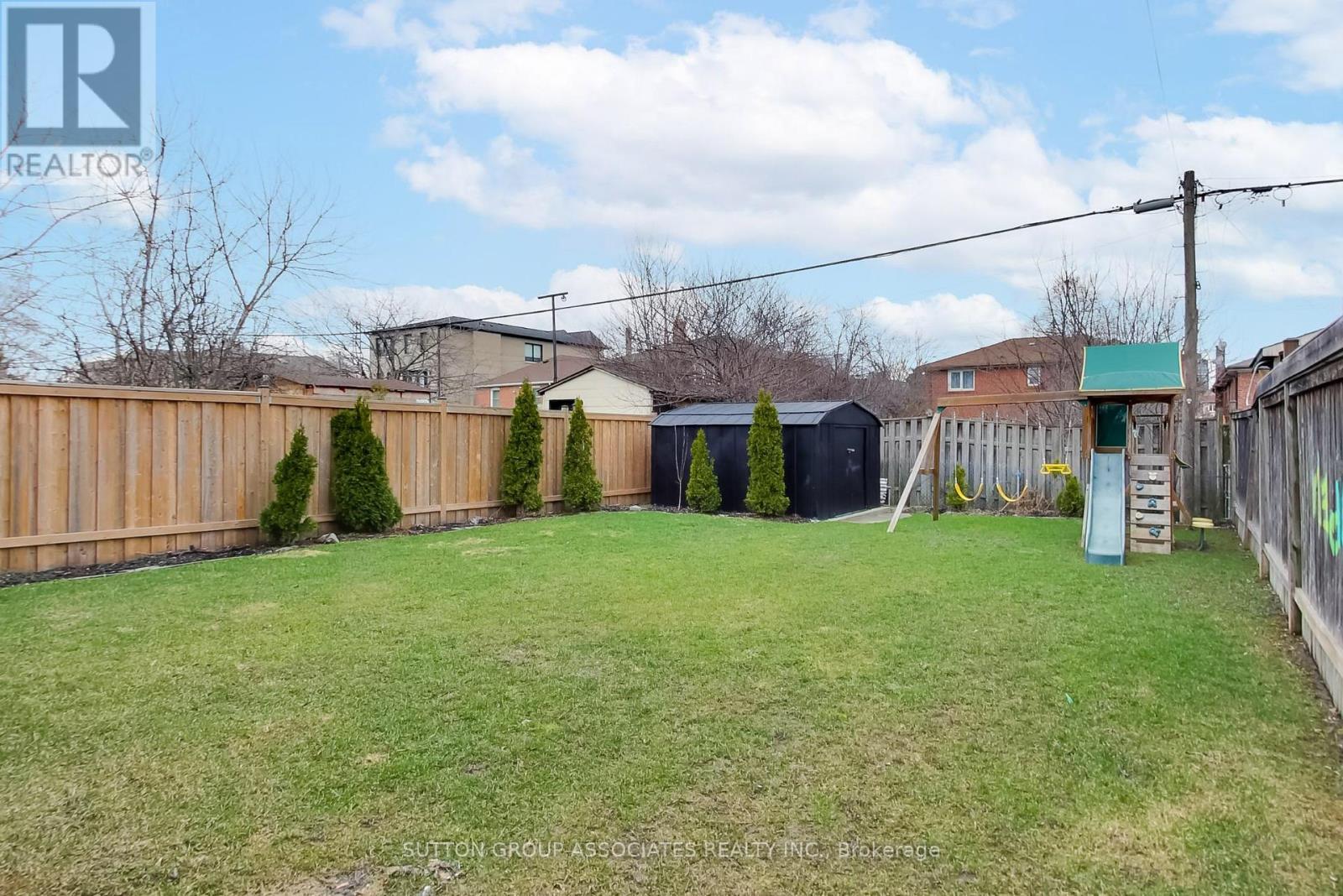 976 Glencairn Avenue, Toronto, Ontario  M6B 2A9 - Photo 48 - W12966798