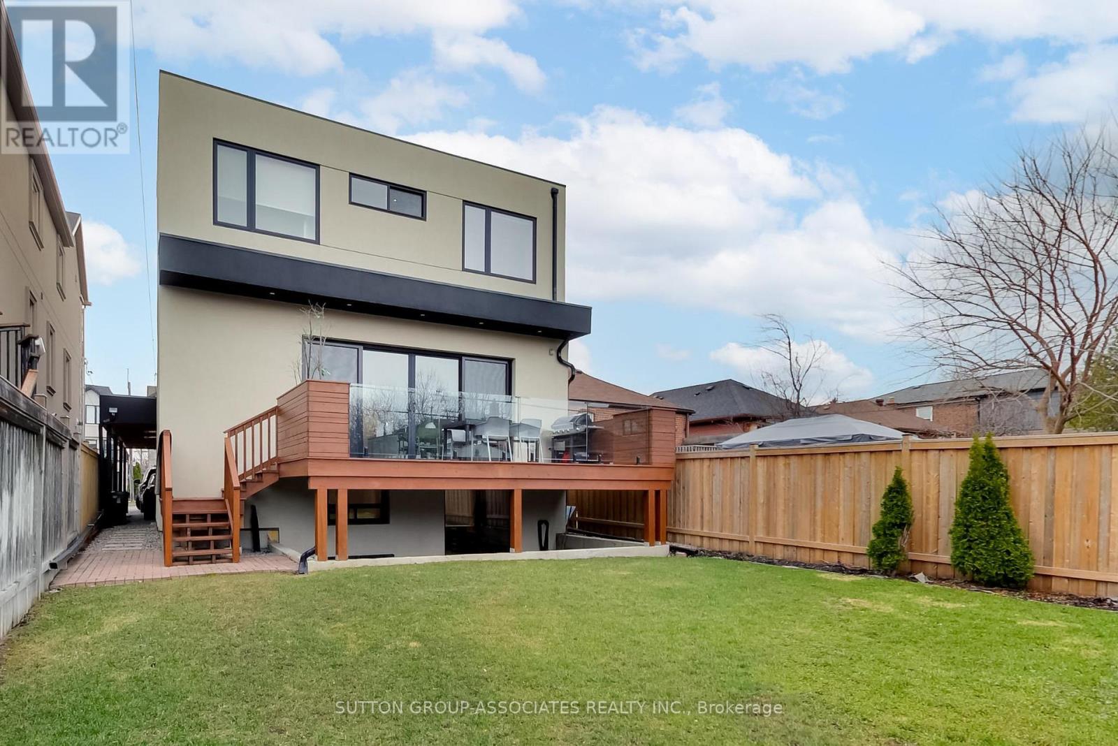 976 Glencairn Avenue, Toronto, Ontario  M6B 2A9 - Photo 50 - W12966798