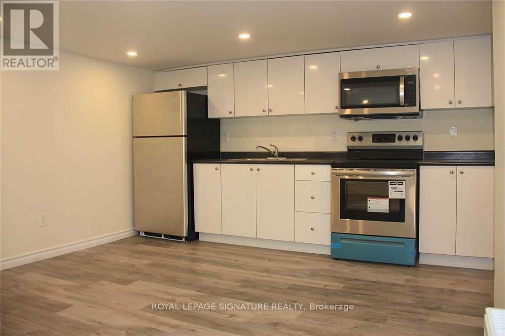 4 - 496 Horner Avenue, Toronto, Ontario  M8W 2B8 - Photo 2 - W12966804