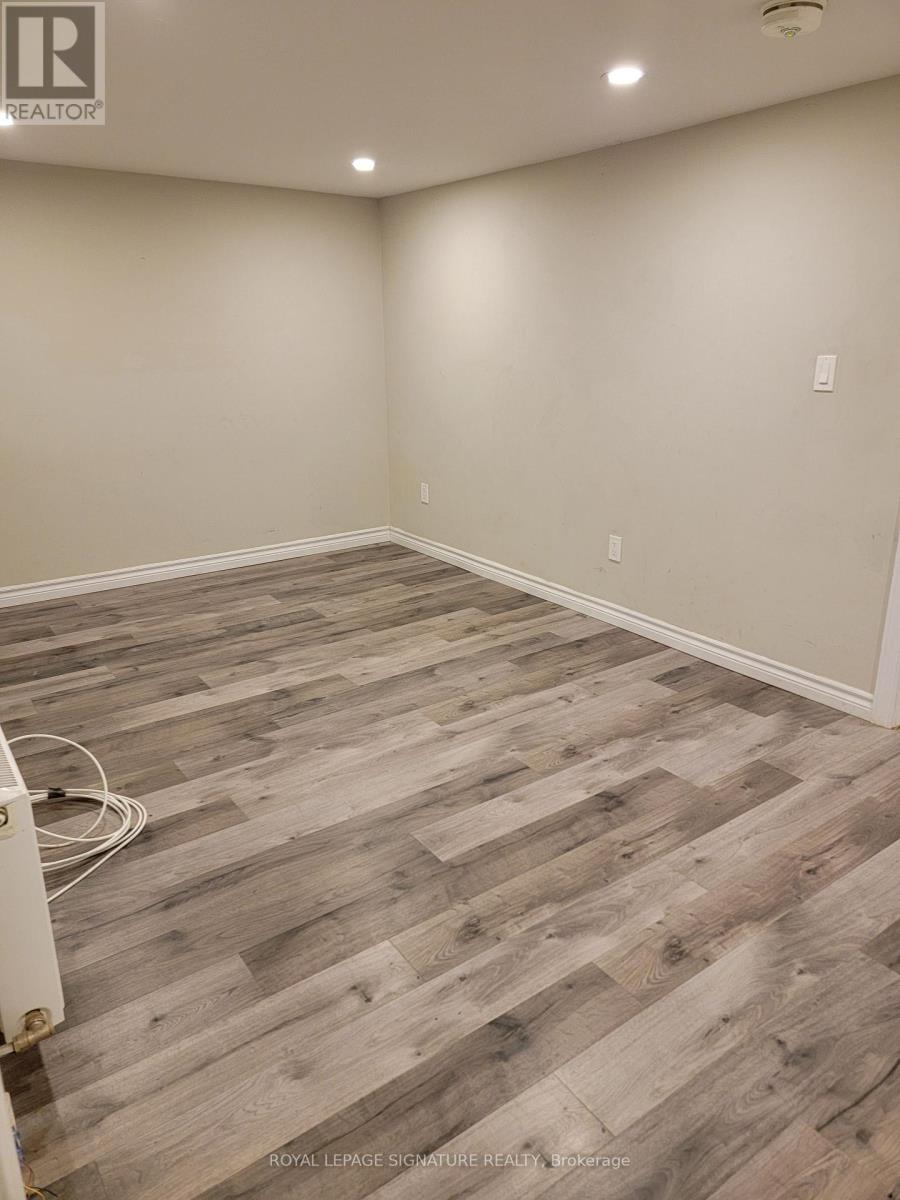 4 - 496 Horner Avenue, Toronto, Ontario  M8W 2B8 - Photo 5 - W12966804