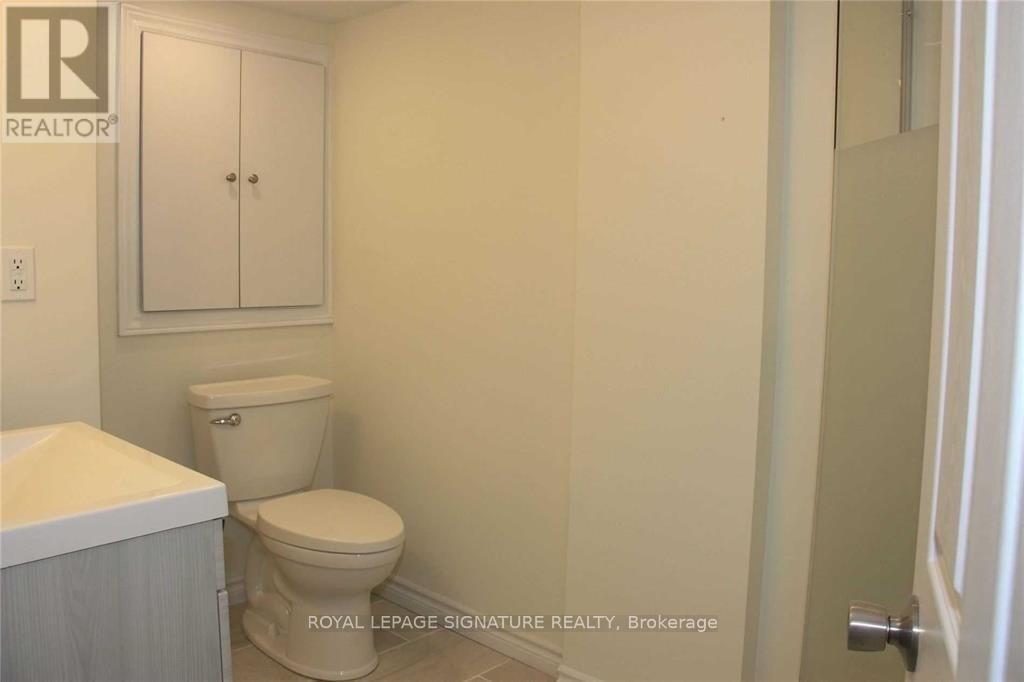 4 - 496 Horner Avenue, Toronto, Ontario M8W 2B8 - Photo 6 - W12966828