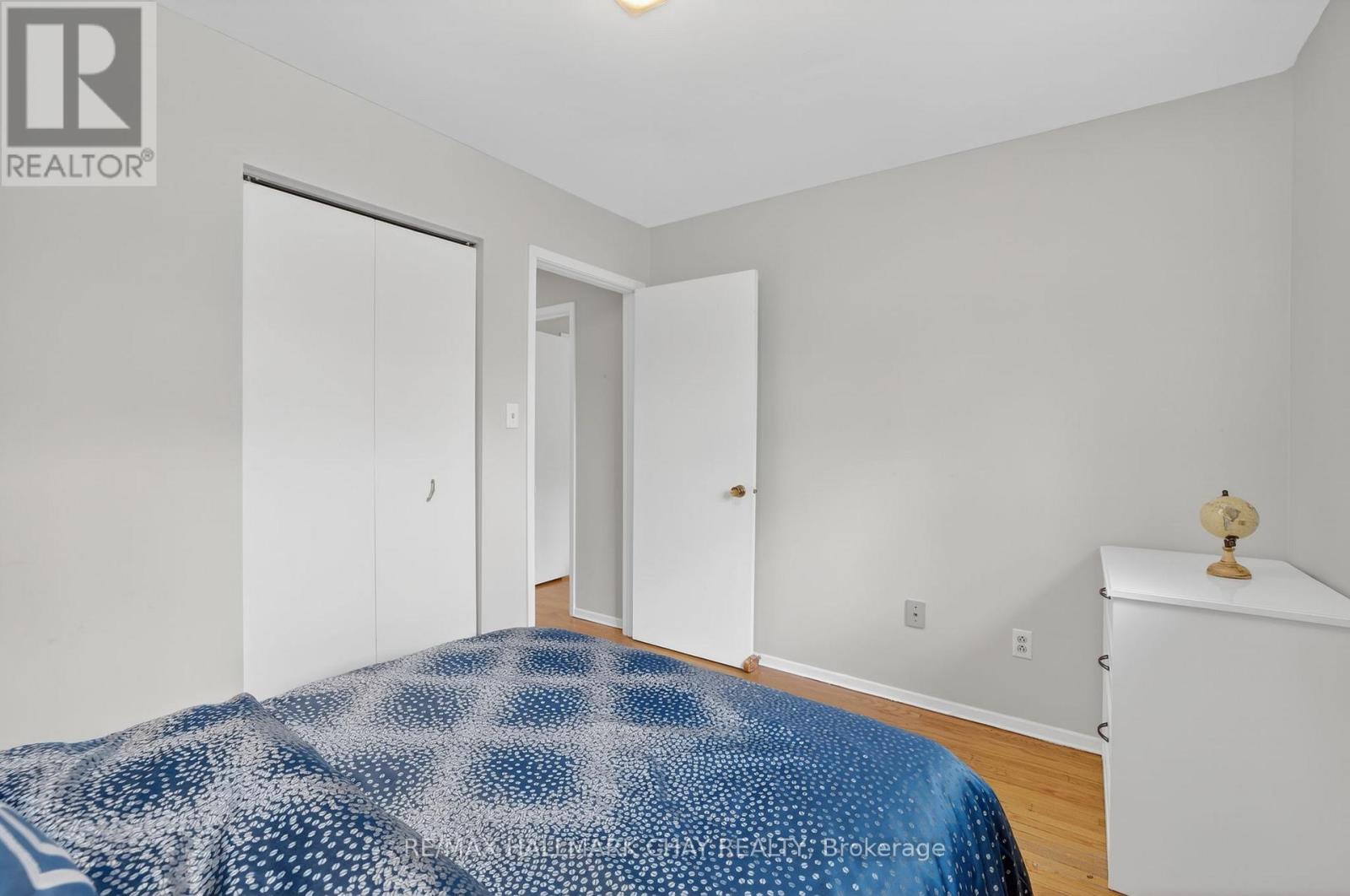 368 Lara Woods, Mississauga, Ontario  L5A 3A9 - Photo 13 - W12966852