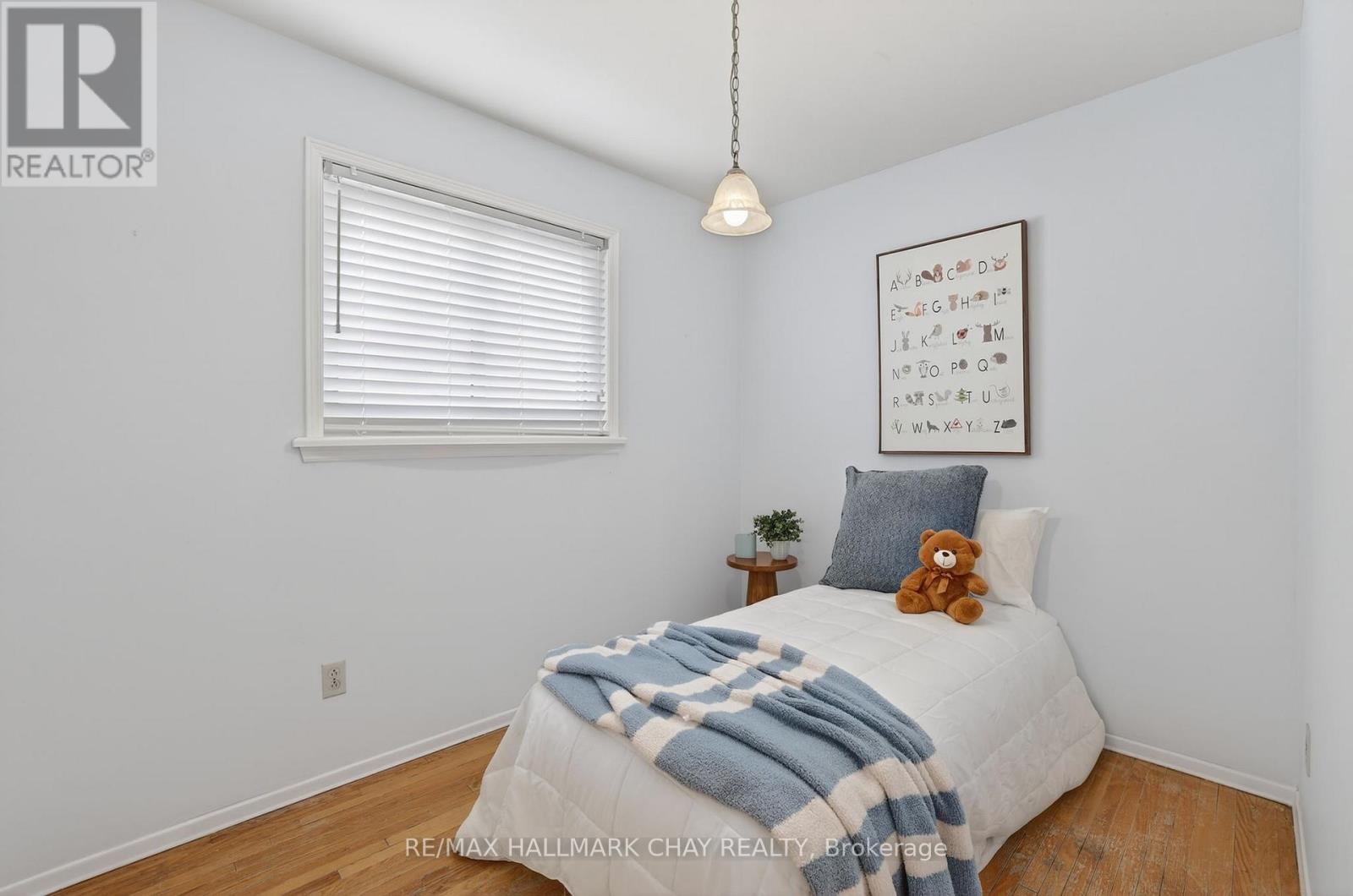 368 Lara Woods, Mississauga, Ontario  L5A 3A9 - Photo 14 - W12966852