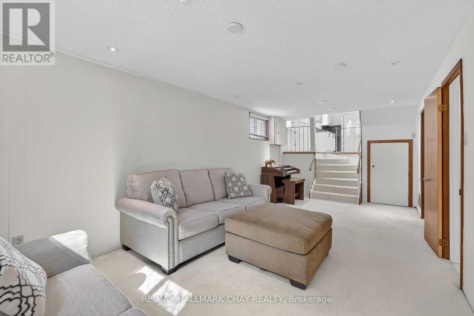 368 Lara Woods, Mississauga, Ontario  L5A 3A9 - Photo 20 - W12966852