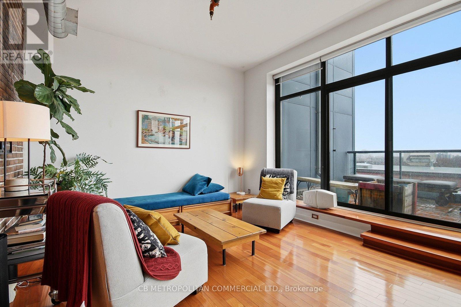 405 - 363 Sorauren Avenue, Toronto, Ontario  M6R 3C2 - Photo 13 - W12966862