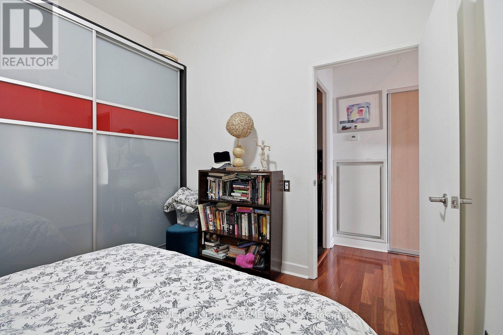 405 - 363 Sorauren Avenue, Toronto, Ontario  M6R 3C2 - Photo 15 - W12966862