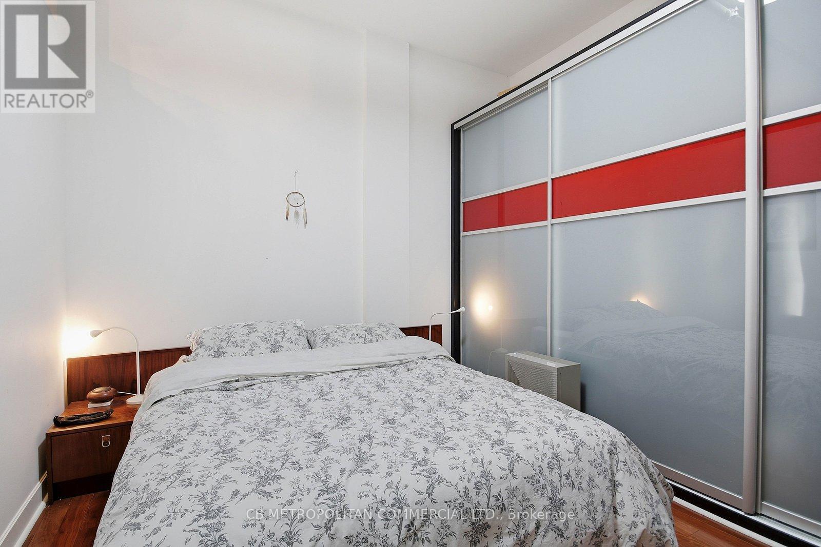 405 - 363 Sorauren Avenue, Toronto, Ontario  M6R 3C2 - Photo 16 - W12966862