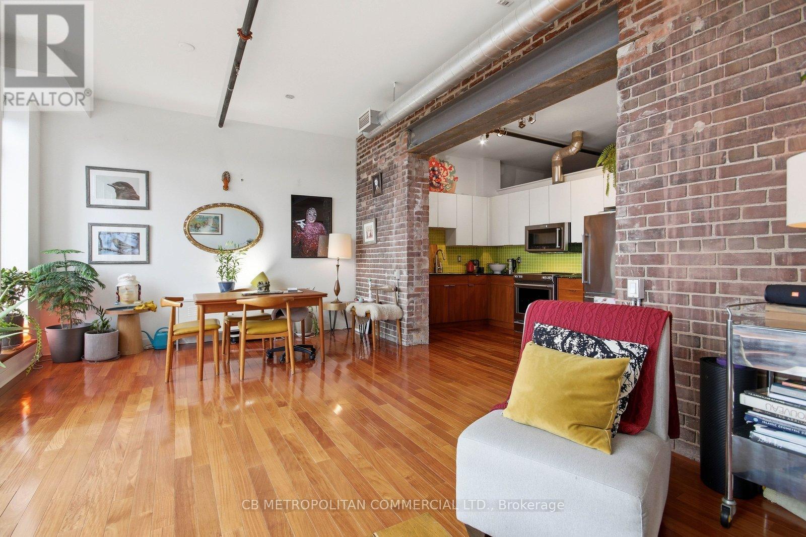 405 - 363 Sorauren Avenue, Toronto, Ontario  M6R 3C2 - Photo 6 - W12966862