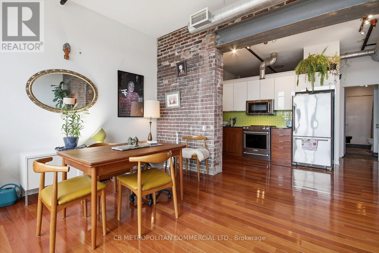 405 - 363 Sorauren Avenue, Toronto, Ontario  M6R 3C2 - Photo 8 - W12966862