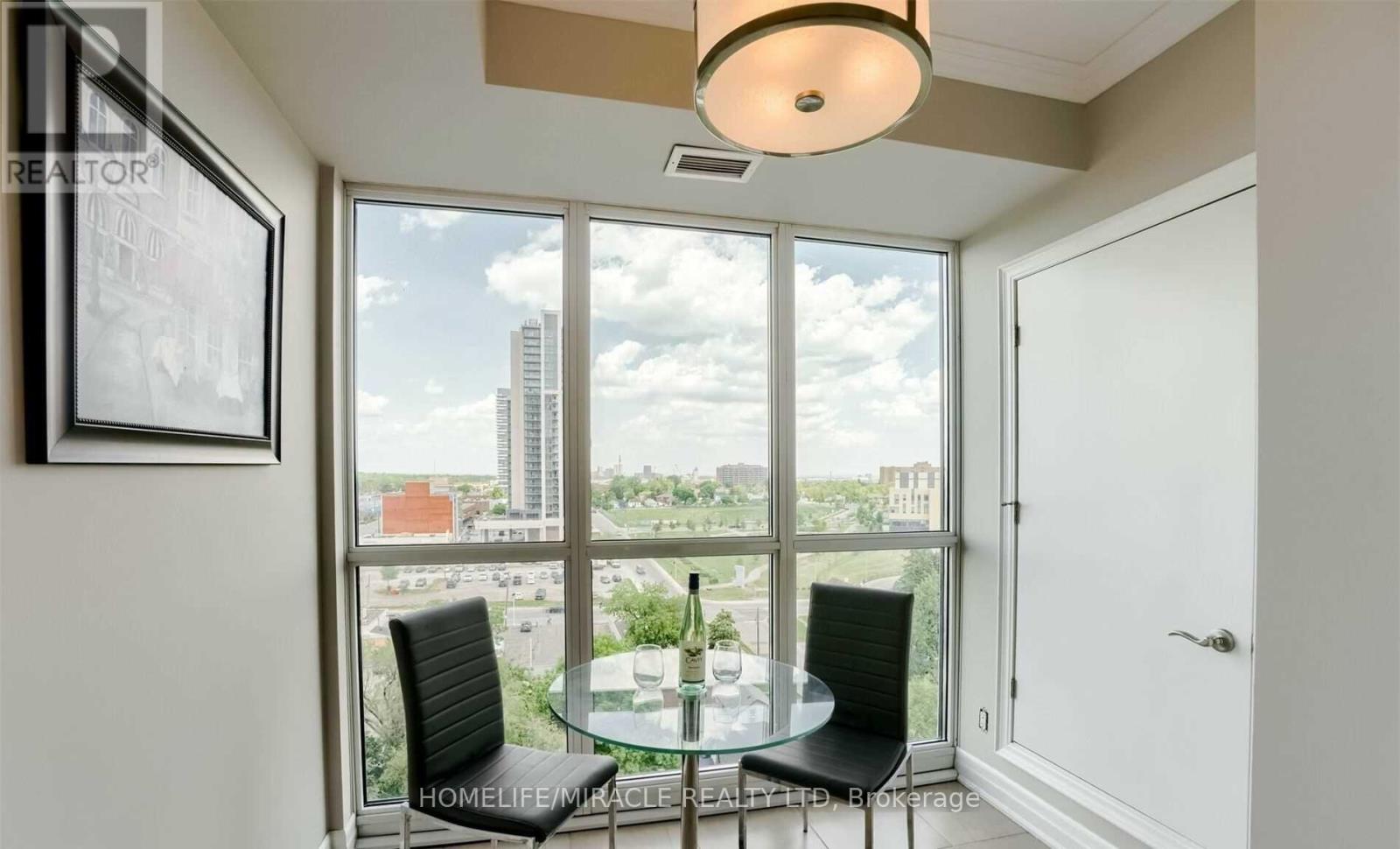 1002 - 100 John Street, Brampton, Ontario  L6W 0A8 - Photo 10 - W12966878