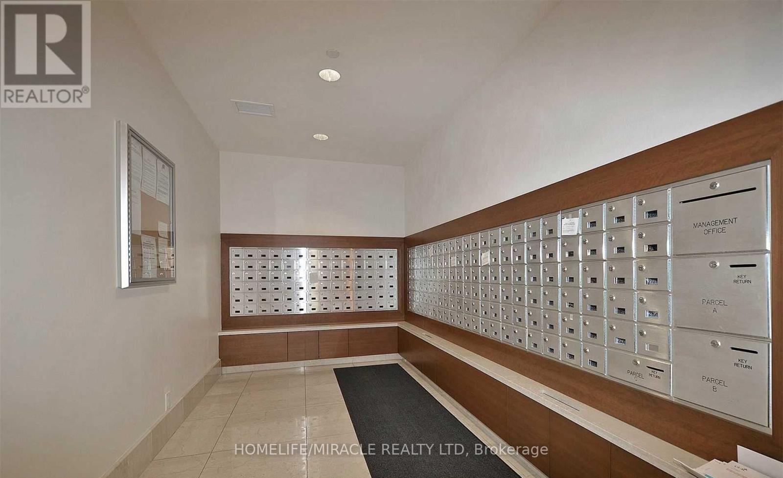 1002 - 100 John Street, Brampton, Ontario  L6W 0A8 - Photo 33 - W12966878