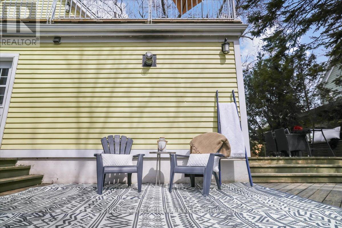 38 John Street S, Mississauga, Ontario  L5H 2E6 - Photo 35 - W12966904