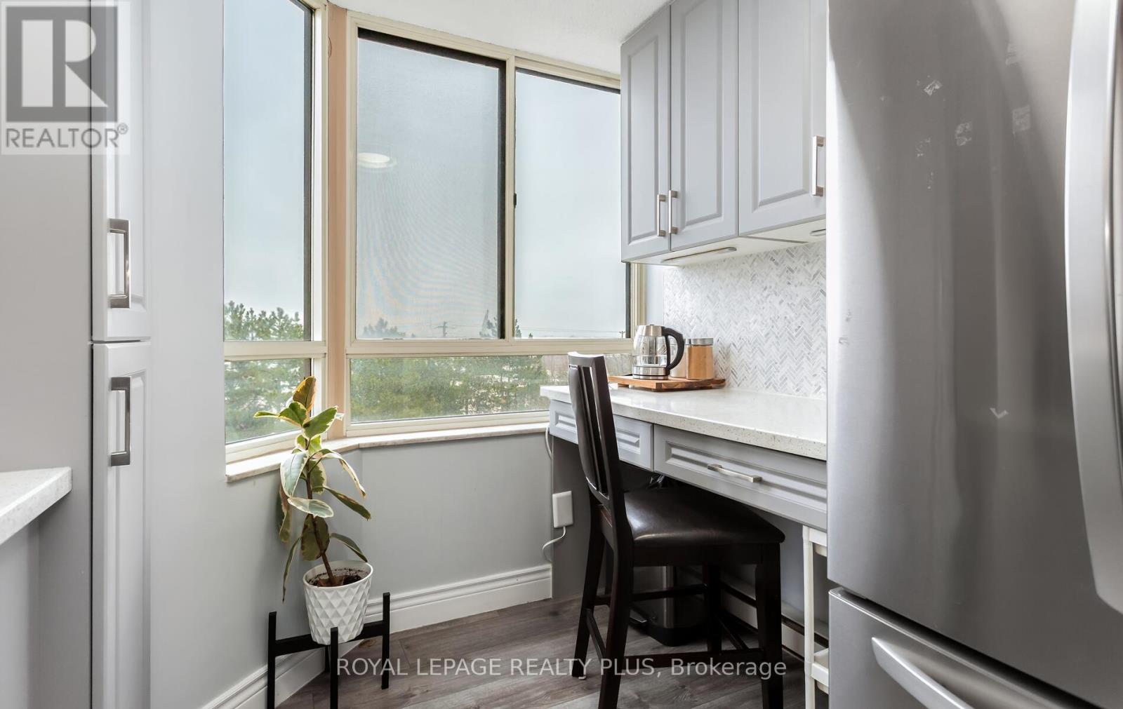 509 - 5 Lisa Street, Brampton, Ontario  L6T 4T4 - Photo 17 - W12966986