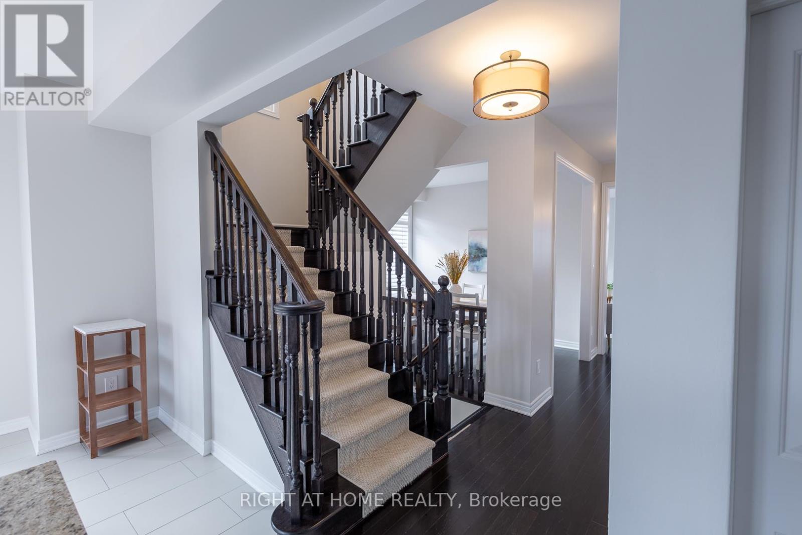 25 Rockman Crescent, Brampton, Ontario  L7A 4B4 - Photo 11 - W12967002