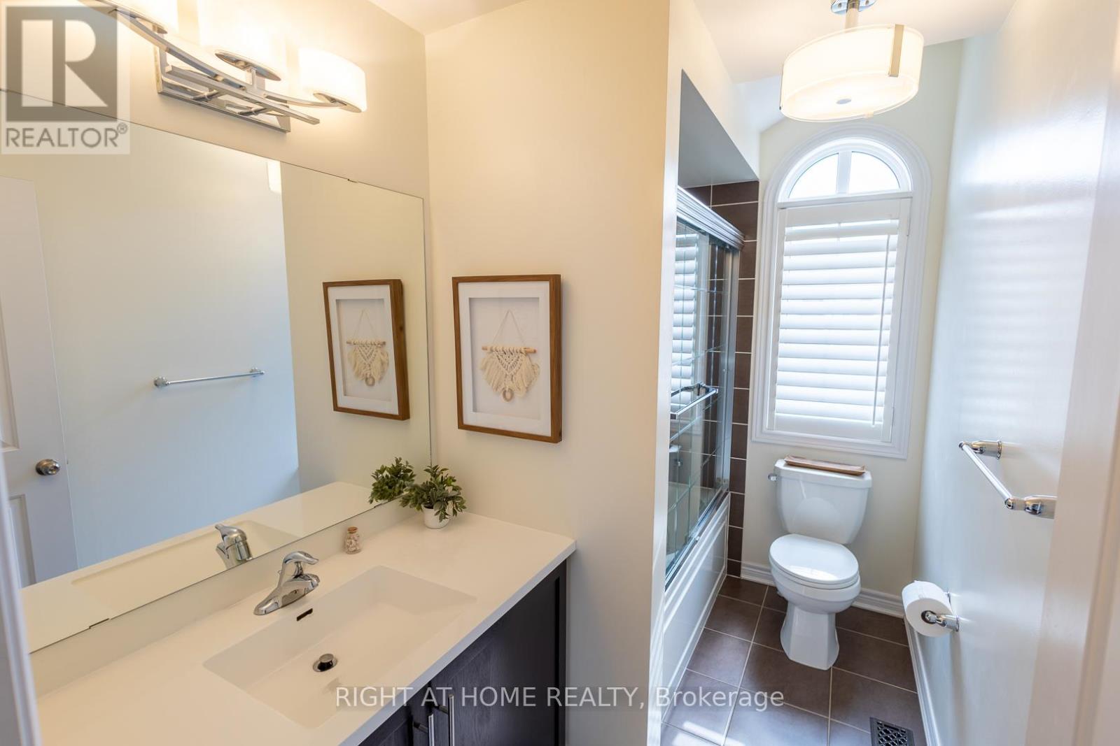 25 Rockman Crescent, Brampton, Ontario  L7A 4B4 - Photo 15 - W12967002