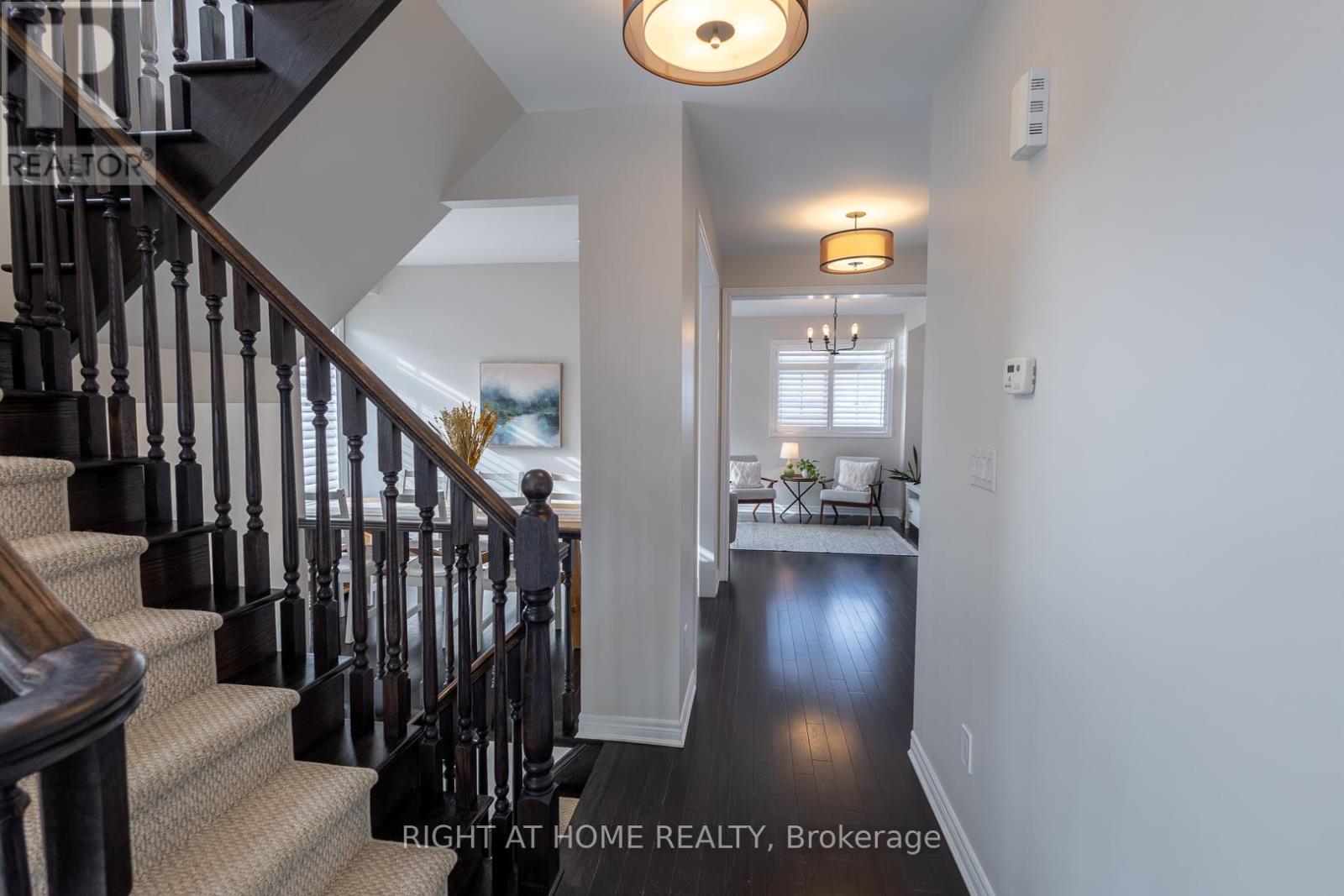 25 Rockman Crescent, Brampton, Ontario  L7A 4B4 - Photo 6 - W12967002