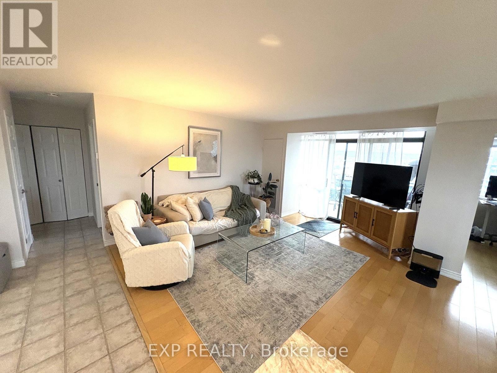 1407 - 301 Frances Avenue, Hamilton, Ontario  L8E 3W6 - Photo 11 - X12966722