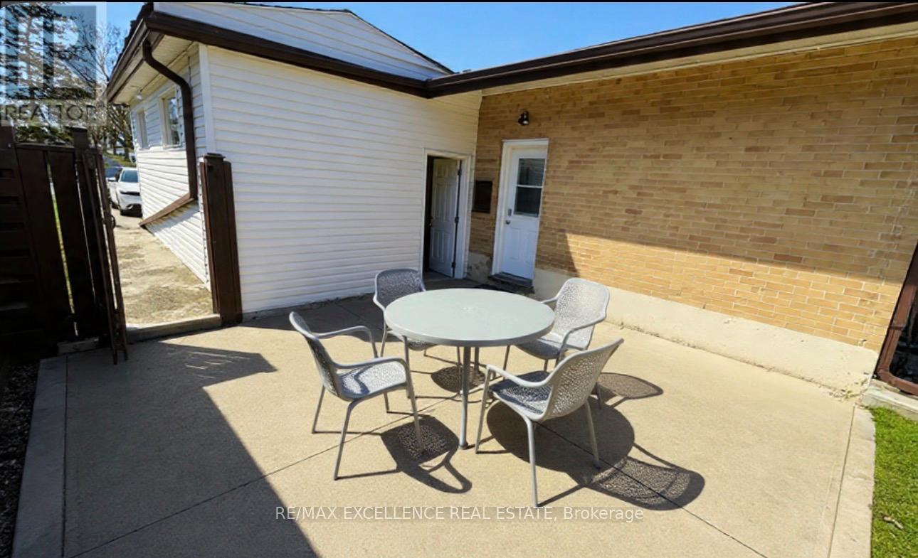 35 Siebert Avenue, Kitchener, Ontario  N2C 2A5 - Photo 20 - X12966744