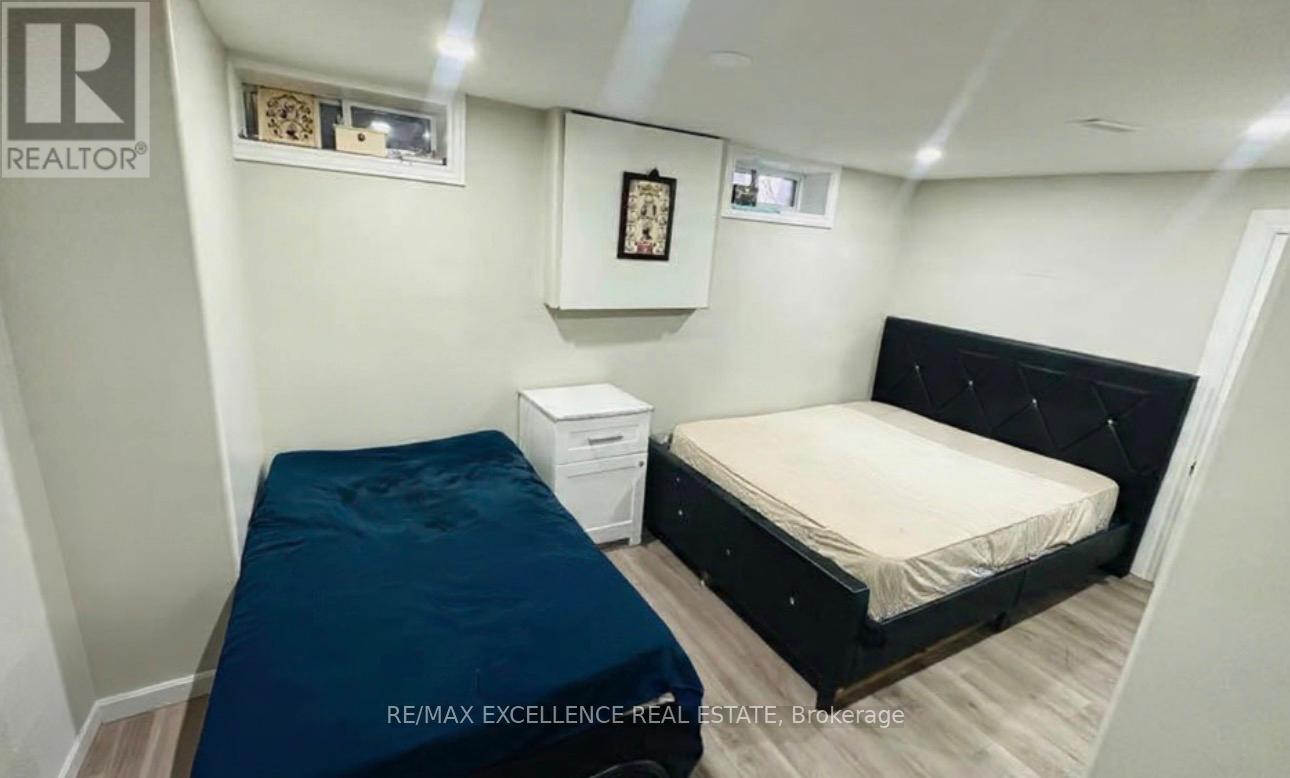 35 Siebert Avenue, Kitchener, Ontario  N2C 2A5 - Photo 23 - X12966744